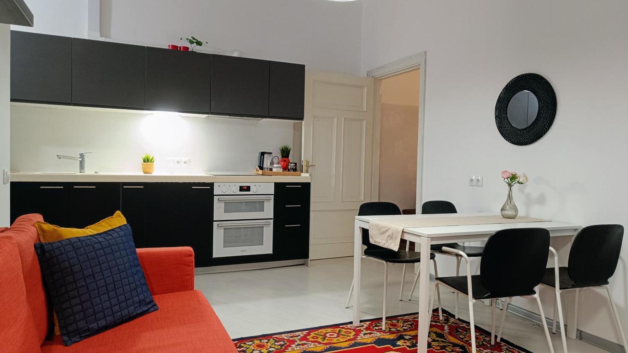 Julia Lacplesa Apartments Riga Exterior foto